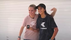 Natalia Muñoz y Roos Zwetsloot con el anillo de campeona del Queen of MACBA 2024.