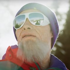 Cámara oculta: un esquiador profesional se hace pasar por un anciano