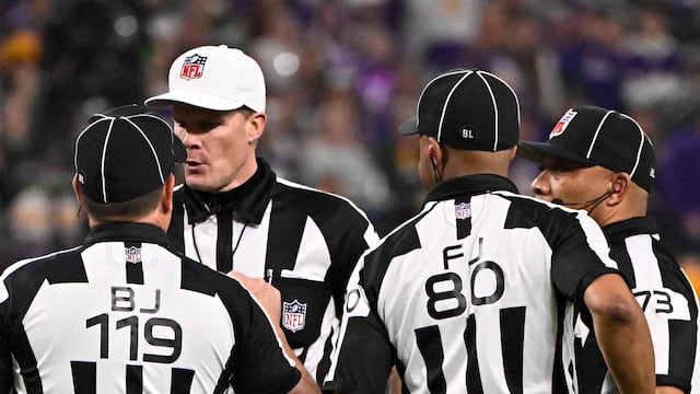 Playing in the Super Bowl is undoubtedly a massive honor. Yet, so too is officiating NFL’s biggest game. So, what are referees paid for their efforts?