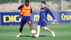 15/03/23 CADIZ CF ENTRENAMIENTO 
JORGE MERE Y YOUBA DIARRA