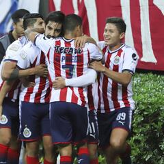 Piden a Chivas tener los pies en la tierra