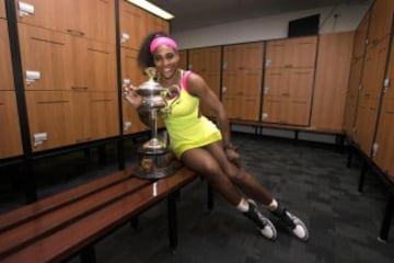 Serena Williams se quedó con el 19° título grande de su carrera, tras vencer a Maria Sharapova.