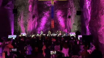 Aplausos en la catedral de sal de Zipaquirá