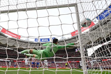 Julián Alvarez, ante su rival favorito