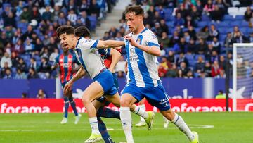 Momento del partido de LaLiga Hypermotion entre el Espanyol y el Huesca.