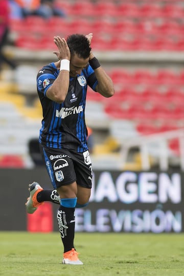 Querétaro, tierra donde se gestó el movimiento independentista de México tras las conspiraciones de los insurgentes, no pudo celebrar un triunfo de Liga MX este fin de semana. Los Gallos Blancos buscaban su cuarta victoria consecutiva, pero cayeron 0-1 ante Puebla. El equipo que dirige Rafael Puente del Río se mantiene en puestos de liguilla pese a esta derrota, pero todavía debe mejorar su nivel si quiere llegar a la fiesta grande.