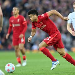 Klopp irritated by Conte’s approach after Spurs hold Liverpool