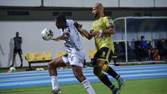 Envigado, con un jugador menos, logr&oacute; empatar el juego en el &uacute;ltimo minuto del partido.