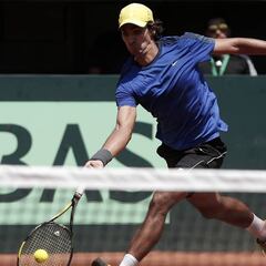 Peralta se queda con el duelo de chilenos ante Podlipnik en Quito