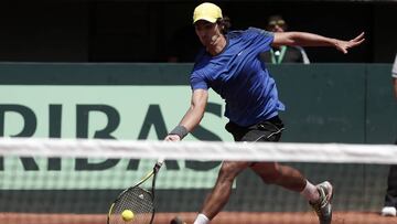 Peralta se queda con el duelo de chilenos ante Podlipnik en Quito