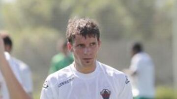 Alberto Rivera, jugador del Elche.