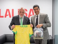 Javier Tebas, presidente de LaLiga, y Gustavo Dias Henrique, vicepresidente de la CBF.