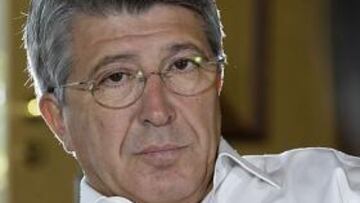 <strong>TRANQUILIDAD.</strong>Cerezo transmite tranquilidad a los aficionados de cara al partido ante el Olympique.