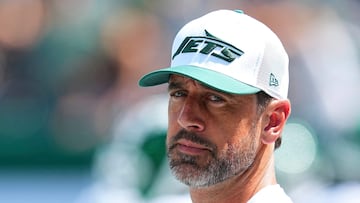 What is Aaron Rodgers' salary?