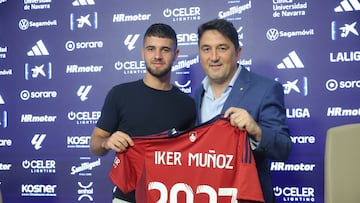 Iker Muñoz junto aBraulio Vázquez.
