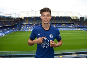 No se ha cerrado todavía el mercado de fichajes pero, de momento, el traspaso de Havertz al Chelsea desde el Leverkusen ha costado 80 millones de euros.