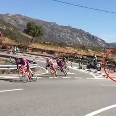 Milagro en La Vuelta: la terrible caída de la que este ciclista salió ileso