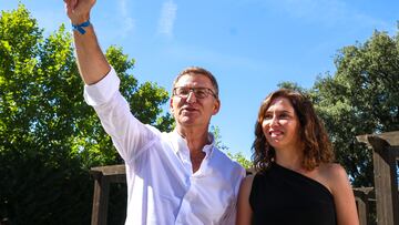 El presidente del PP, Alberto Núñez Feijóo y la presidenta de la Comunidad de Madrid, Isabel Díaz Ayuso, a su llegada a  un acto que abre el curso político del PP, a 31 de agosto de 2023, en Collado Villalba, Madrid (España). El acto es un encuentro de trabajo con los nuevos consejeros del Gobierno regional, organizado por el PP madrileño, y en el que Ayuso interviene por primera vez públicamente desde que lo hiciera el 15 de agosto, cuando acudió a las fiestas de la Paloma en la capital. La cita tiene lugar en plenas negociaciones de cara al debate de investidura de Núñez Feijóo, que tendrá lugar el 26 y el 27 de septiembre, y en medio de la polémica por el rechazo del presidente del PP catalán, a que se abra el diálogo con Junts per Catalunya.
31 AGOSTO 2023;MADRID;COLLADO;CURSO POLITICO;INVESTIDURA;AYUSO;FEIJOO;PP;PARTIDO POPULAR;
Marta Fernández Jara / Europa Press
31/08/2023