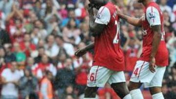 El Arsenal encalla ante un Liverpool guiado por Suárez