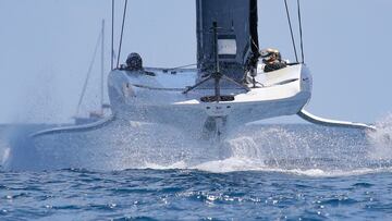 El Sail Team BCN por fin entrena a bordo de un AC40