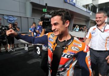 Dani Pedrosa celebrando su triunfo