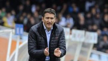 Montanier, dando instrucciones en el Real Sociedad-Valladolid.