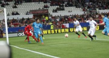 0-1. Ryazantsev anotó el primer tanto.