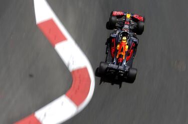 Cinco motivos por los que Checo Pérez puede soñar con su primer podio en Red Bull