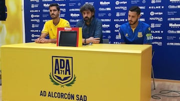Samu Casado y Bernardo presentados con el Alcorcón
