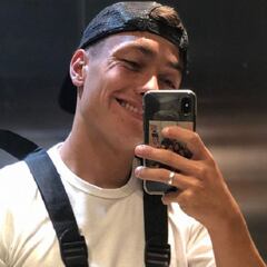 “Dormí en una carpa y vendí ropa en la feria": la dura ruta del nuevo fichaje albo