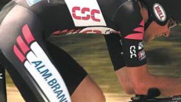 <b>RESUCITADO. </b>Ivan Basso dio un nuevo recital en la contrareloj, superadas sus molestias estomacales que le apartaron de la lucha por este Giro.