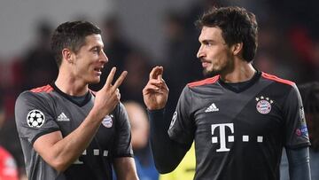 Lewandowski y Hummels. 