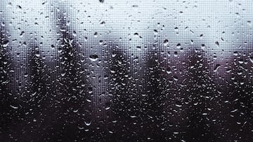 El remedio de la abuela para evitar la condensación de las ventanas en invierno: añade unos granos al alféizar