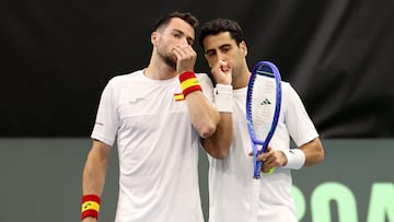 Tennis - Davis Cup - Qualifiers - First Round - Switzerland v Spain - Swiss Tennis Arena, Biel, Switzerland - February 2, 2025 Spain's Pedro Martinez and Jaume Munar during their doubles match against Switzerland's Marc-Andrea Huesler and Dominic Stricker REUTERS/Pierre Albouy
