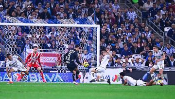 Fidel Ambriz scores his goal 1-0 of Monterrey during the 5th round match between Monterrey and Necaxa as part of the Liga BBVA MX, Torneo Clausura 2025 at BBVA Bancomer Stadium, on February 01, 2025 in Monterrey, Nuevo Leon, Mexico.