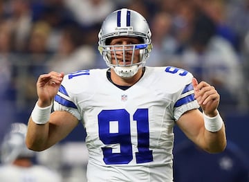 El "long-snapper" de los Dallas Cowboys tiene 38 años de edad. 