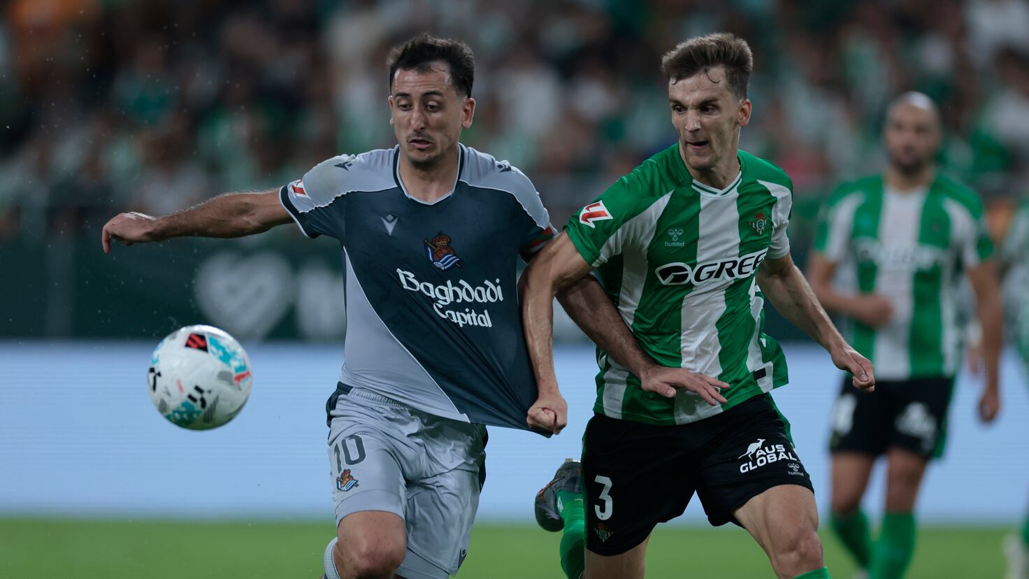 Diego Llorente apunta a baja contra el Forest