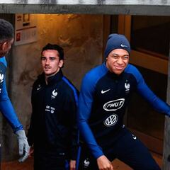 Griezmann es el líder de Francia: lo reconocen Mbappé y Pogba