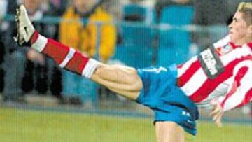 <B>ITALIA ENLOQUECE CON EL NIÑO</b>. Fernando Torres ha cautivado a los italianos y su trayectoria será reconocida con el Trofeo Bravo.