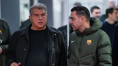 Xavi y Laporta, este domingo en la Ciutat Esportiva.