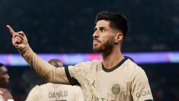 Paris (France), 28/01/2024.- PSG's Marco Asensio celebrates after scoring the 1-0 goal during the French Ligue 1 soccer match between Paris Saint-Germain and Stade Brest in Paris, France, 28 January 2024. (Francia) EFE/EPA/CHRISTOPHE PETIT TESSON
