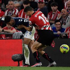 Representantes de Athletic y Bilbao Basket, con el deporte adaptado e inclusivo