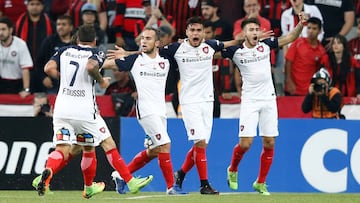 San Lorenzo triunfa con gol de Paulo Díaz y complica a la UC