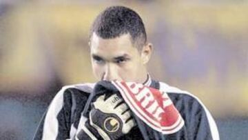 <b>NOVEDADES. </b>Fabio Costa (imagen) gusta y Lemmens, un viejo conocido del fútbol español, se ha ofrecido al Atlético.