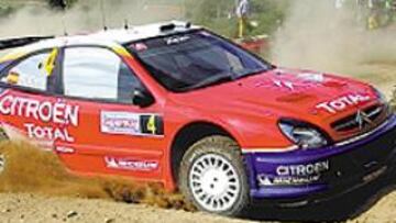 <b>A POR TODAS. </b>Sainz puede secundar a Loeb, casi campeón mundial.