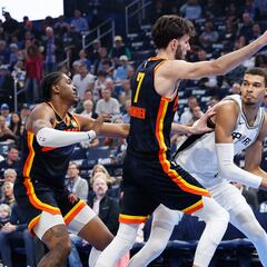 Victor Wembanyama and Chet Holmgren lead the Rookie All-NBA first team