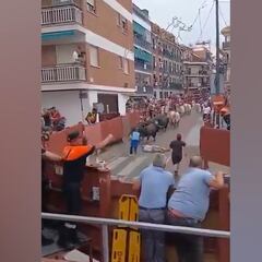 Alfredo Duro sufre una aparatosa cogida en el encierro de San Sebastián de los Reyes