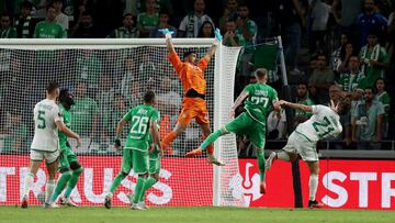 Soccer Football - Europa League - Group F - Maccabi Haifa v Panathinaikos - Sammy Ofer Stadium, Haifa, Israel - October 5, 2023  Maccabi Haifa's Shareef Keouf and Pierre Cornud in action with Panathinaikos' Tin Jedvaj REUTERS/Ronen Zvulun