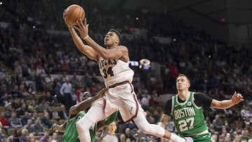 Horford e Irving impulsan a los Celtics ante un Giannis humano