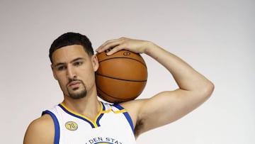 OAKLAND, CA - SEPTEMBER 26: Klay Thompson #11 of the Golden State Warriors poses for photographers during the Golden State Warriors Media Day at the Warriors Practice Facility on September 26, 2016 in Oakland, California.   Ezra Shaw/Getty Images/AFP
 == FOR NEWSPAPERS, INTERNET, TELCOS &amp; TELEVISION USE ONLY ==